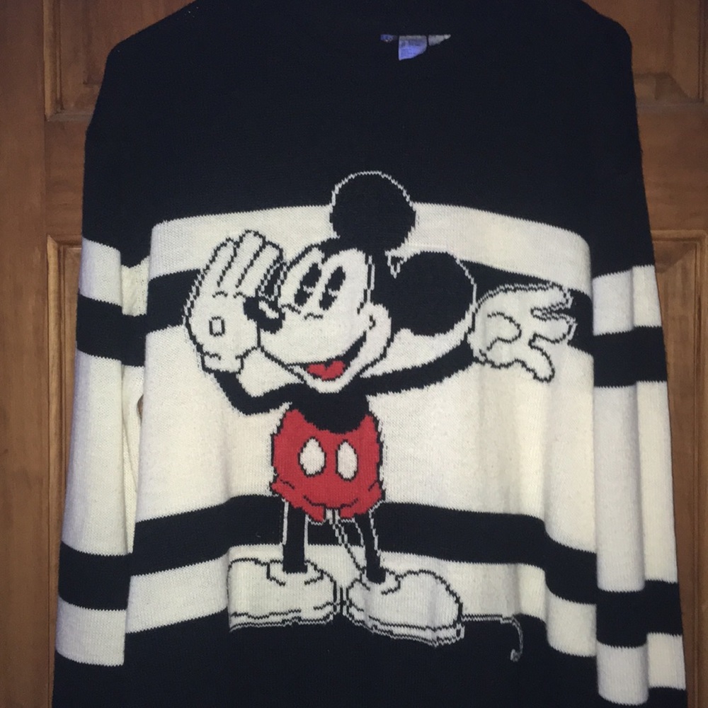 BRAND NEW MICKEY MOUSE SWEATER